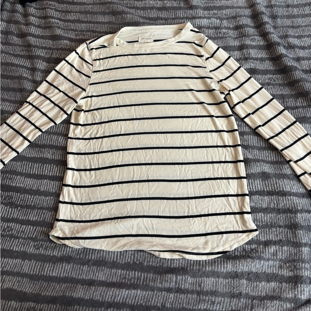Thread & Supply Cream and Black Ribbed Top
